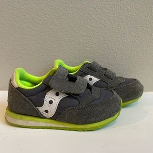 Boys / Girls Kids SAUCONY Jazz double hook & loop sneaker, Grey size 7.5